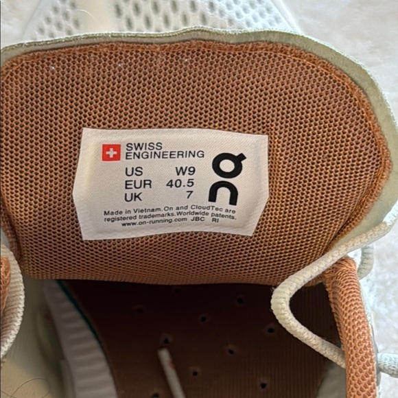 On Running Cream and Green Athletic Shoes - Picture 4 of 11